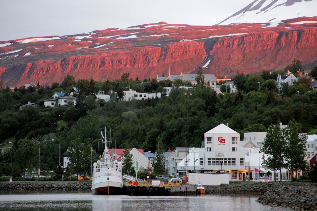 Acco Guesthouse Akureyri Eksteriør bilde